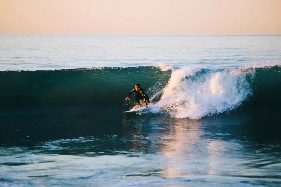 Useful Tips To Help You Become Better At Surfing
