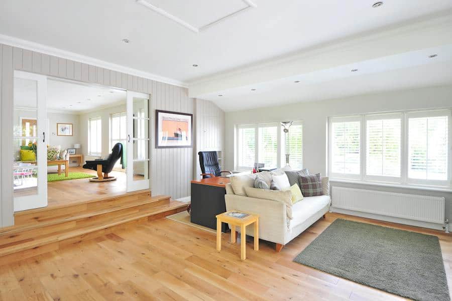 The Essential Guide to Hardwood Floor Refinishing