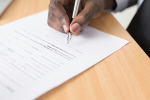 Here's A Checklist Of Things You Will Find In A New York Lawyer's Fee Agreement